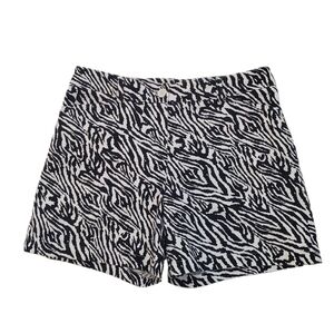 Jones New York sports stretch shorts